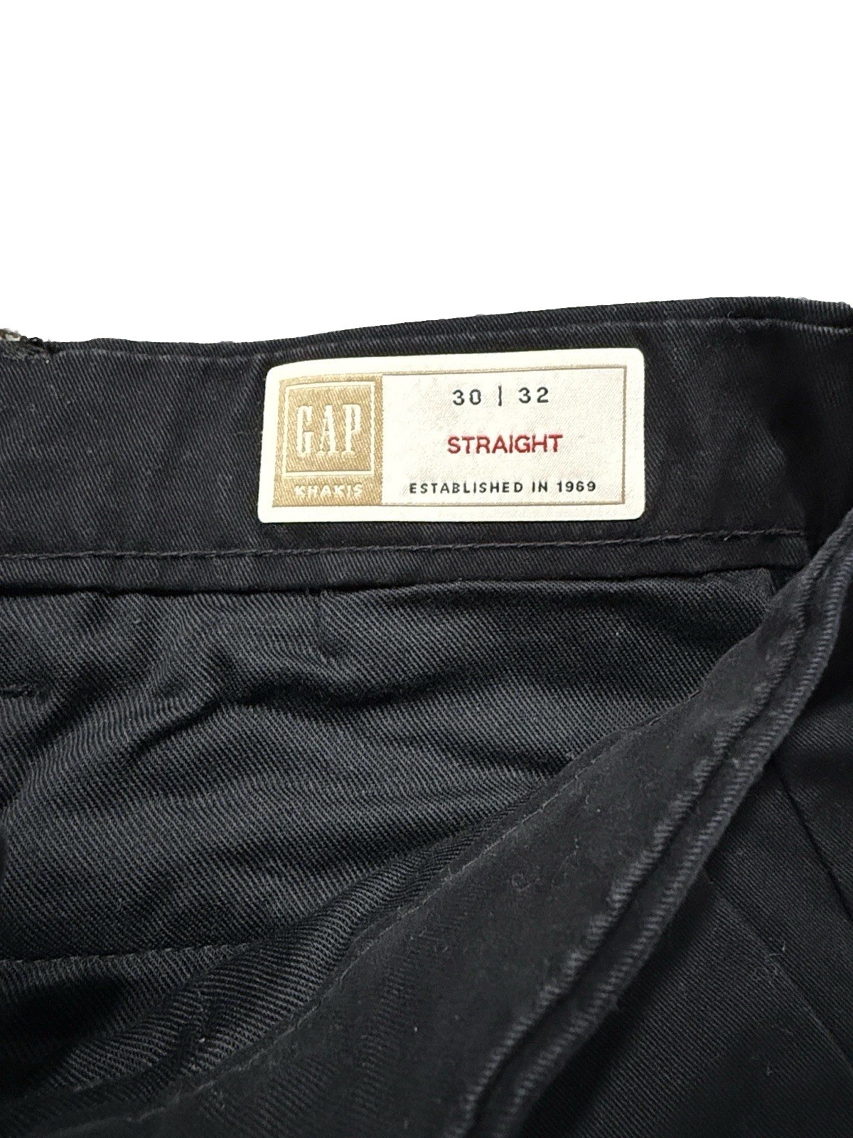 Men’s Gap Straight Performance Straight Khaki Pan… - image 2