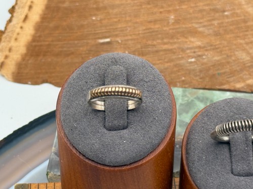 Lot of 2 Native Sterling and wire Simple Band Rings sz 7.5 and 8--TB273.25 - Picture 2 of 6
