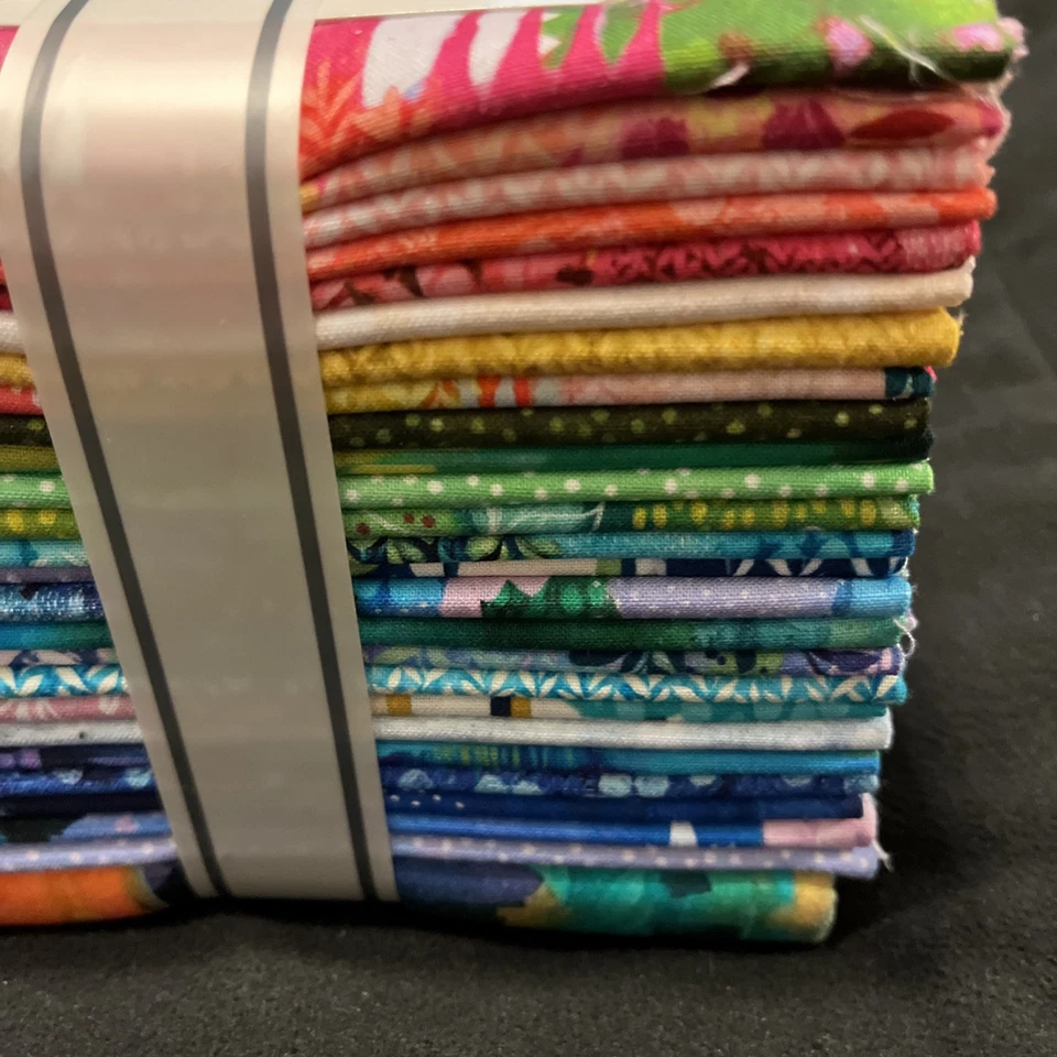 ROBERT KAUFMAN Painterly Trees Fat Quarter Bundle Complete Collection with Panel - Image 2 of 3