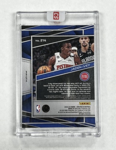 2022-23 Panini Spectra Jaden Ivey RC Patch Auto Gold 01/10 - Picture 2 of 3