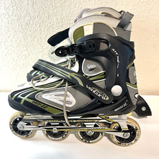 Roller Derby 950 ZX Skates Men's Size 9 w/ New Knee and Wrist Guards Pads