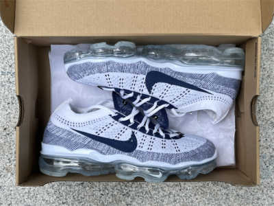 絵本・児童書 Nike Air VaporMax 3.0 絵本・児童書 Nike Air VaporMax 3.0 Nike Air VaporMax Flyknit