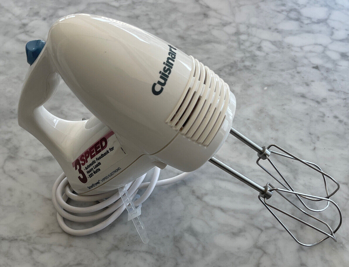 Cuisinart SmartPower 3-Speed Electronic Hand Mixer with Cuisinart SmartPower 3-Speed Electronic Hand Mixer with