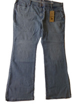 NWT Levis Womens Plus Classic Bootcut Hypersoft Sculpt-Stretch Jeans Size 22W M