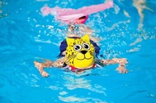 FINIS Golden Silicone Leopard Cat Learn to Swim Class Cap Kids Swimming Pool NEW