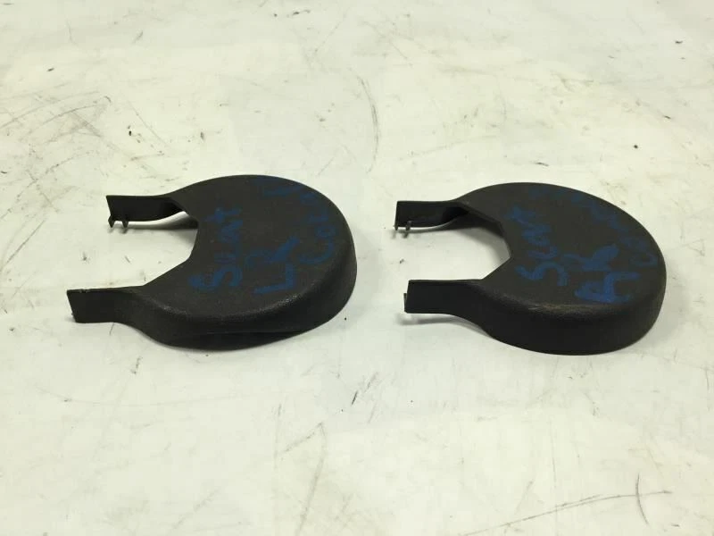 Chevrolet Cobalt LT 2005 cupé asiento trasero derecho/izquierdo perno tuerca tapa cubierta moldura Foto 4 de 4