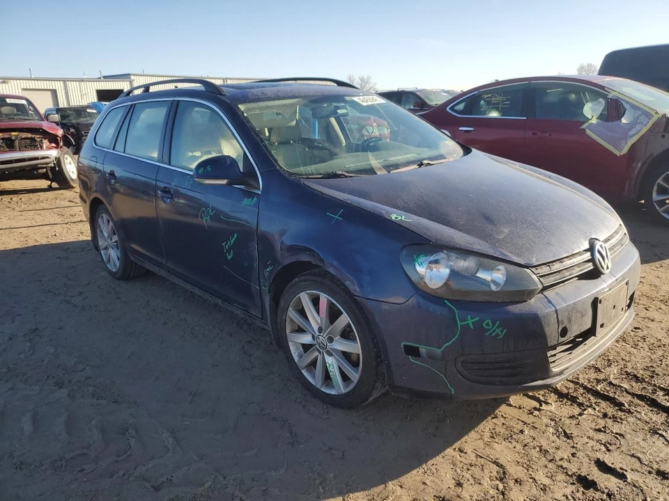 Used Hood fits: 2013 Volkswagen Jetta SW Grade B - Image 3 of 4