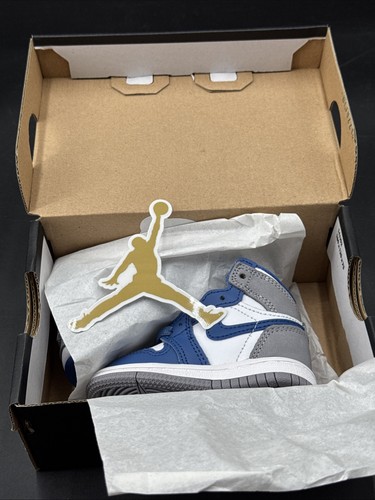 Jordan 1 Retro Alto OG (TD) Azul Verdadero/Blanco-Gris Cemento FD1413-410 - Talla 3c - Imagen 12 de 16