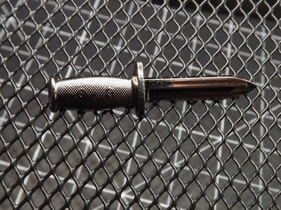 U.S. NAVY DIVER KNIFE LAPEL / HAT PIN FREE SHIP GUARANTEED FOR LIFE