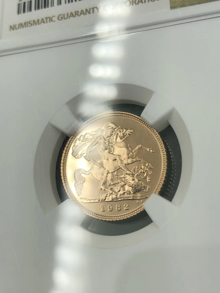 1982 Gold proof Half Sovereign- NGC - PF70 - Image 4 of 4