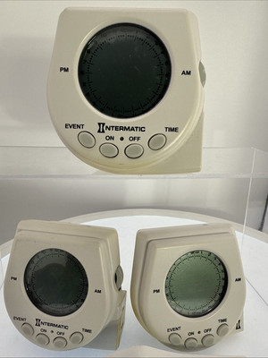 Lot Of 3: Digital Plug-In Timer Intermatic DT500CH Self-Adjust Lamp / Appliance