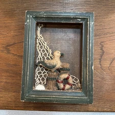 Nautical Fishing Shadow Box Wall Art Decor with Fish, Net, and Oars -l