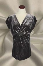 NY & Co Women’s Medium Gray Pleated Velvet Wrap Top Blouse V-Neck Cap Sleeve