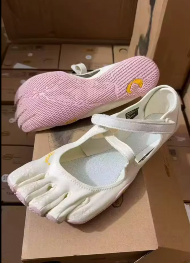 VIBRAM Five-finger Shoes Yoga Pilates Women's Sports & Dance