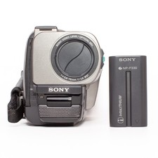 Sony Handycam CCD-TR317E Video8 PAL Camcorder - FULLY FUNCTIONAL