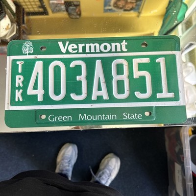 Original Vermont USA Nummernschild 403A851 Green Mountain State TRK