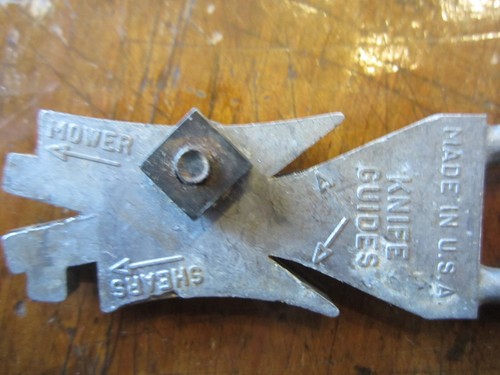Vintage Acme Combination Tool ~ Glass Cutter ~ Knife & Scissor Sharpener - Picture 5 of 5