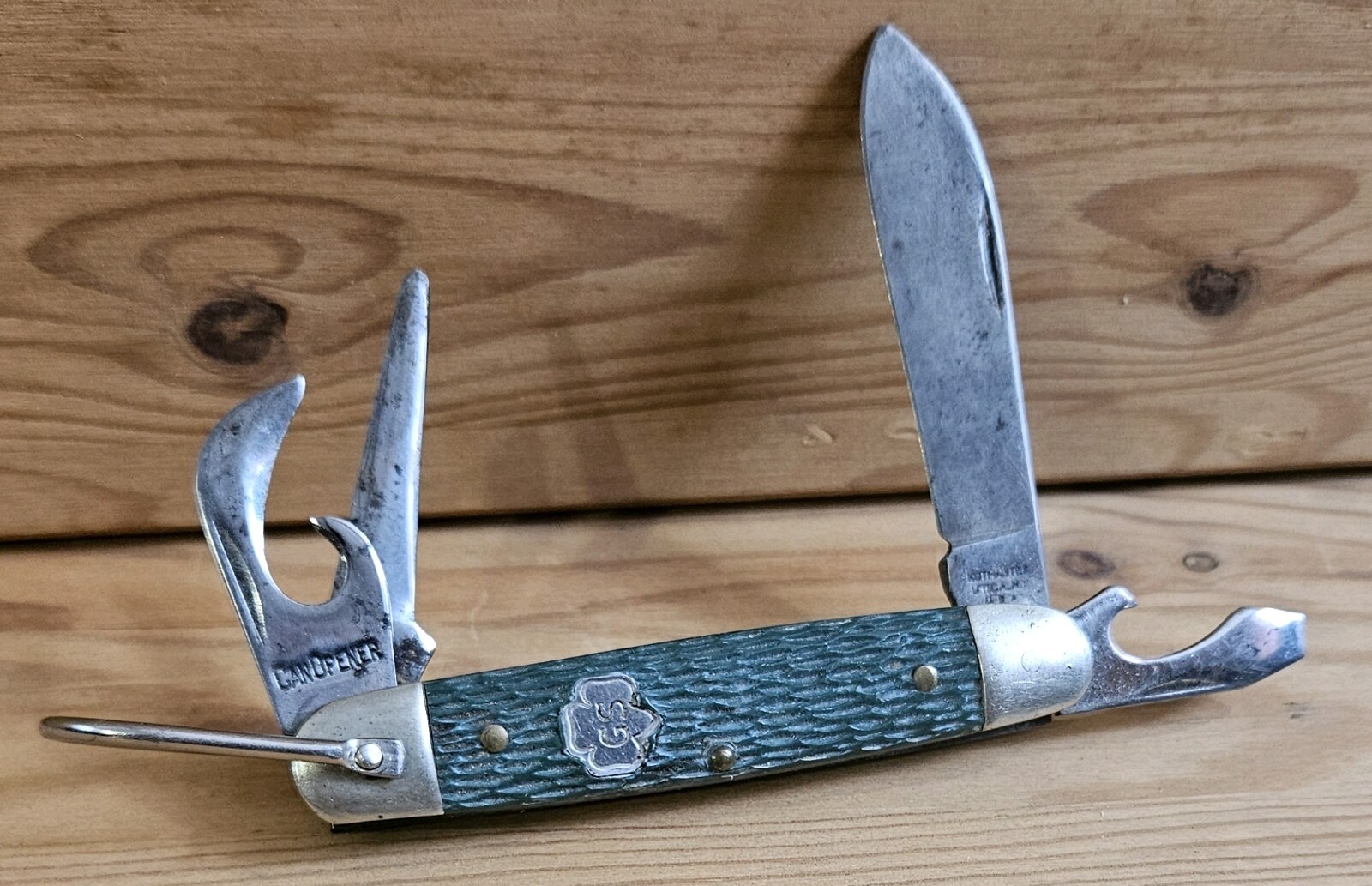 Vintage Kutmaster Girl Scout 4 Blade Pocket knife
