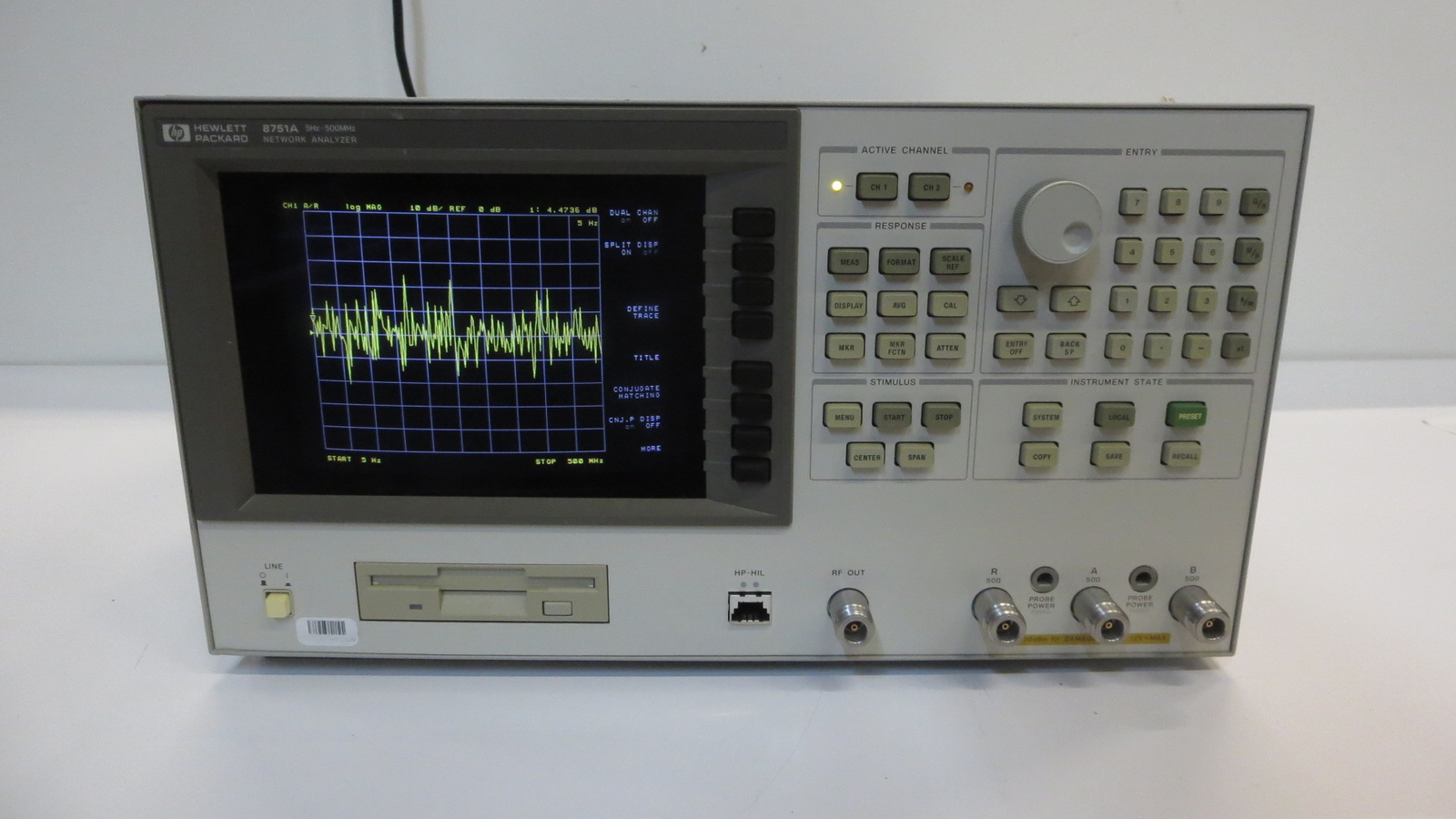 HEWLETTPACKARD 8751A NETWORK ANALYZER 5Hz 5000MHz W/OPTION 001