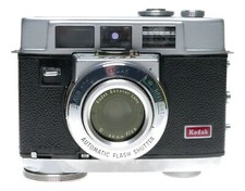 Kodak Motormatic 35 Automatic Film Camera Ektanar 44mm f2.8
