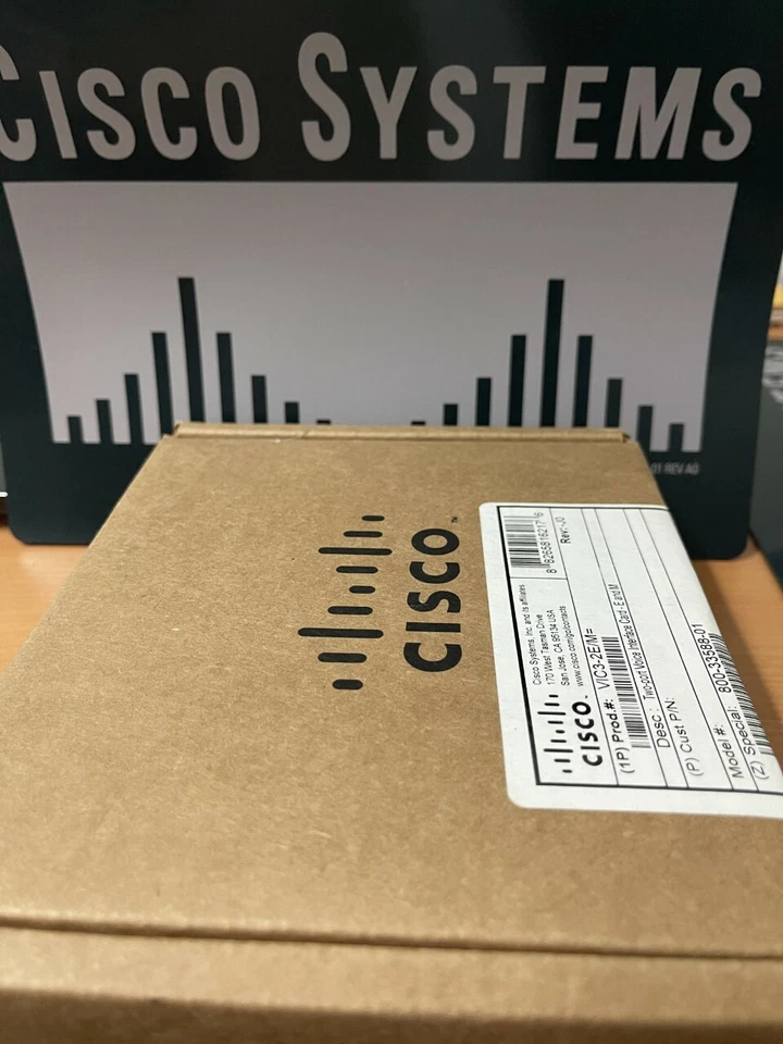 NEW Cisco VIC3-2E/M 2-port voice/fax interface card  - Image 2 of 4