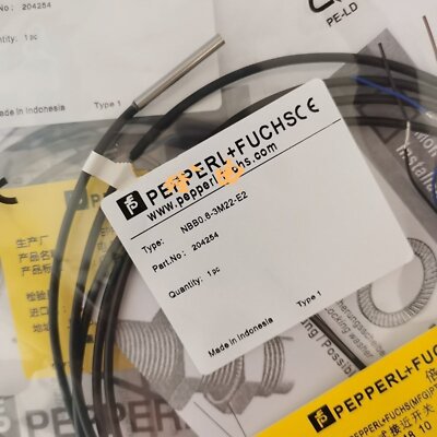 For Pepperl+Fuchs NBB0.6-3M22-E2 New Proximity Switch free Shipping