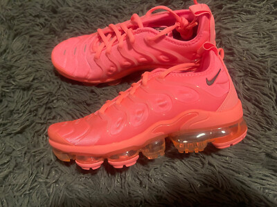 nike vapor max bubble gum