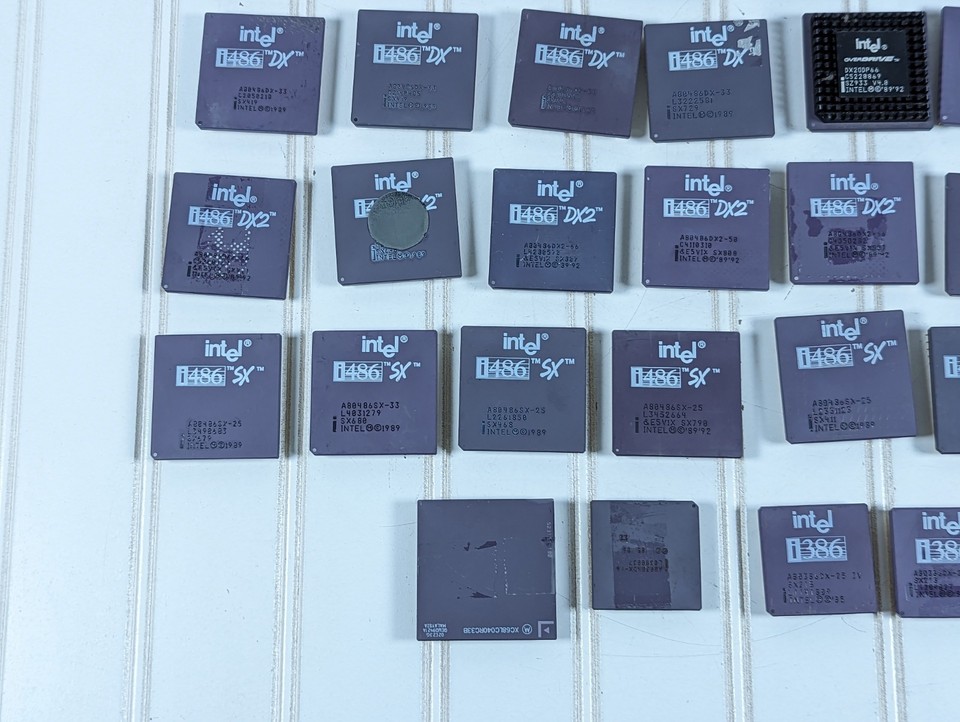 RETRO COMPUTER CASE Big Tower Full PC AT Display Mhz Floppy Chiavi 386 486 EUR 49,00 - IT - Foto 7