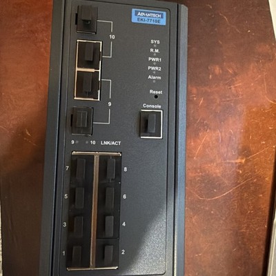 ADVANTECH EKI-7710G-2C-AE 