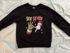 Child  s Size 5 Christmas Sweatshirt 6 7