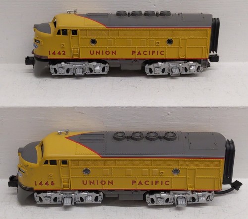 Locomotoras diésel MTH O Union Pacific AA motorizadas/sin motor con PS2 #1446,1442 EX | Zustand: Used