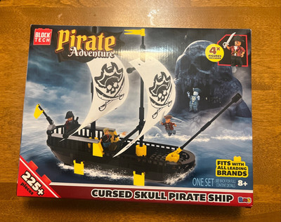 Block Tech Pirate Adventure Cursed Skull Pirate Ship 225 Pieces NEW