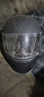 Icon Airform Pro Motorcycle Helmet Full Face Size Medium Used