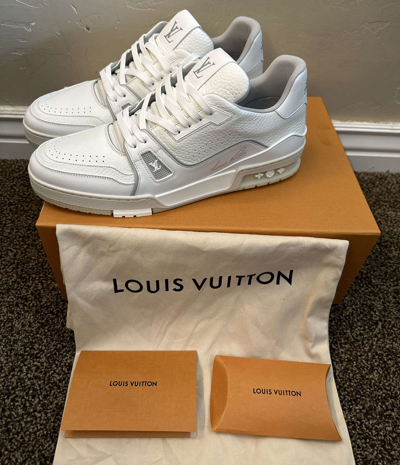 louis vuitton trainer #54 signature green White