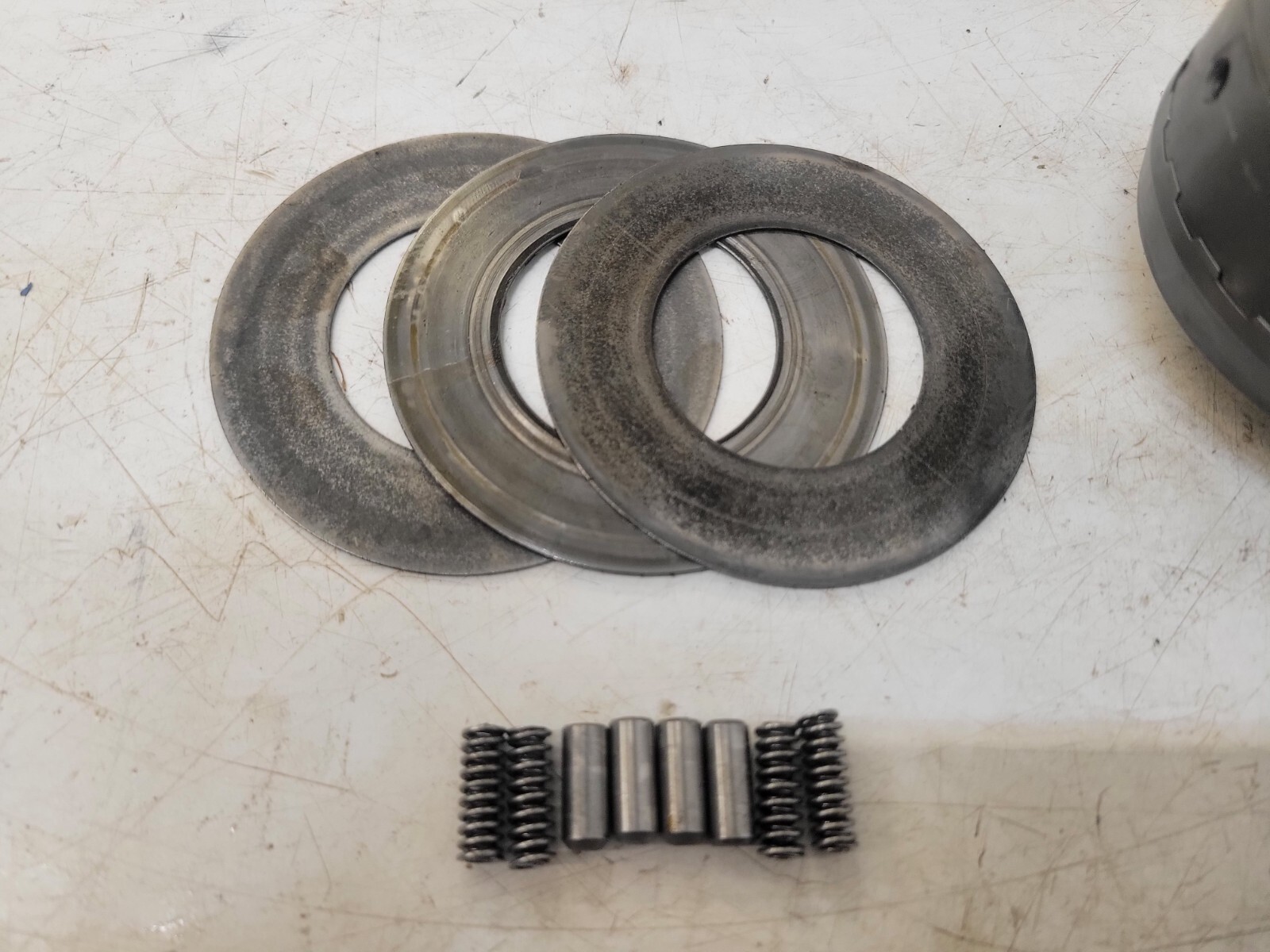 GM 8.5'' 10 BOLT LUNCHBOX LOCKER 28 SPLINE CHEVY GMC TRUCK eBay