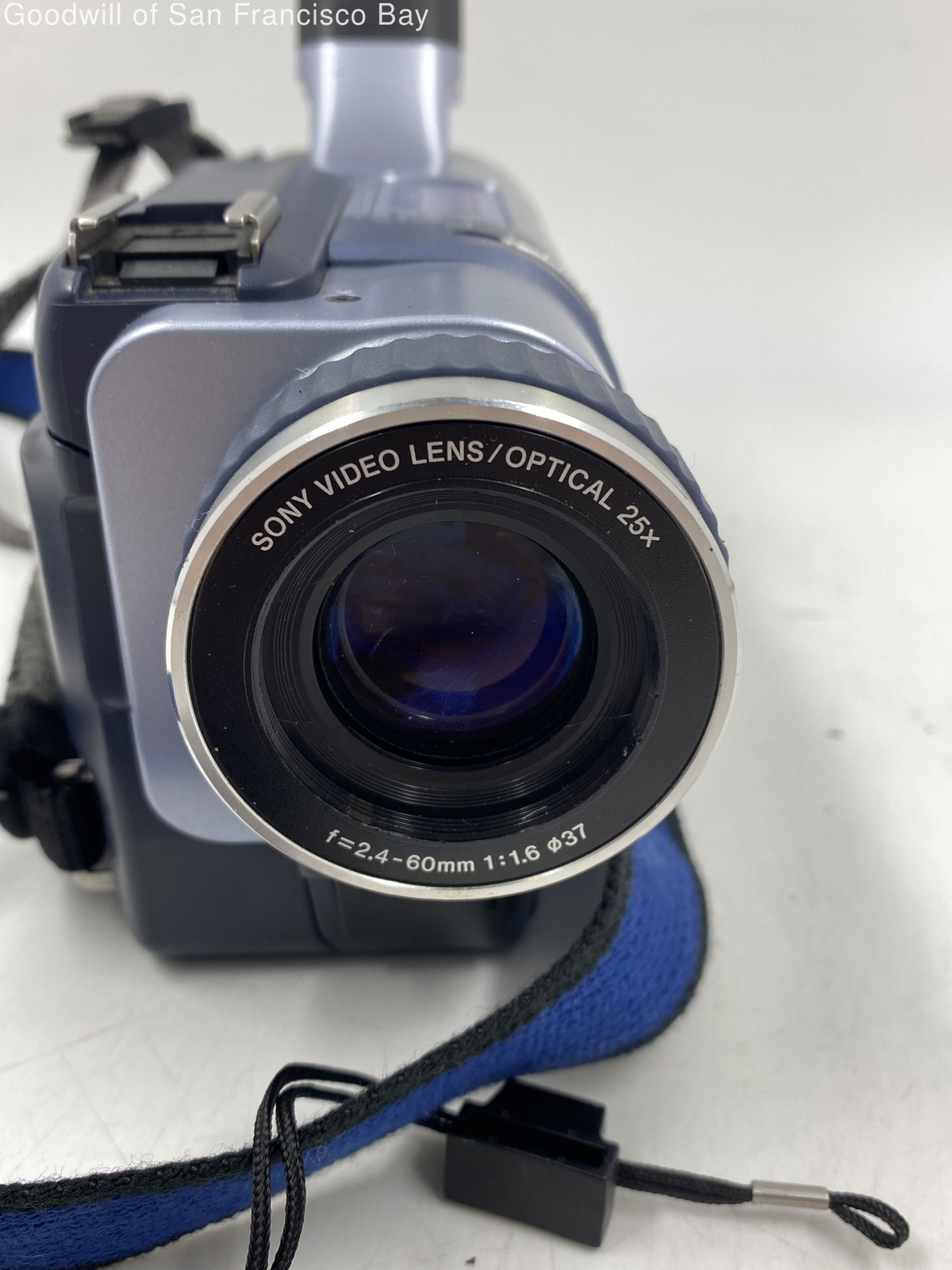 Sony DCRTRV340 Digital 8 Hi8 8mm Video8 Handycam Camcorder w Accessories Tested eBay