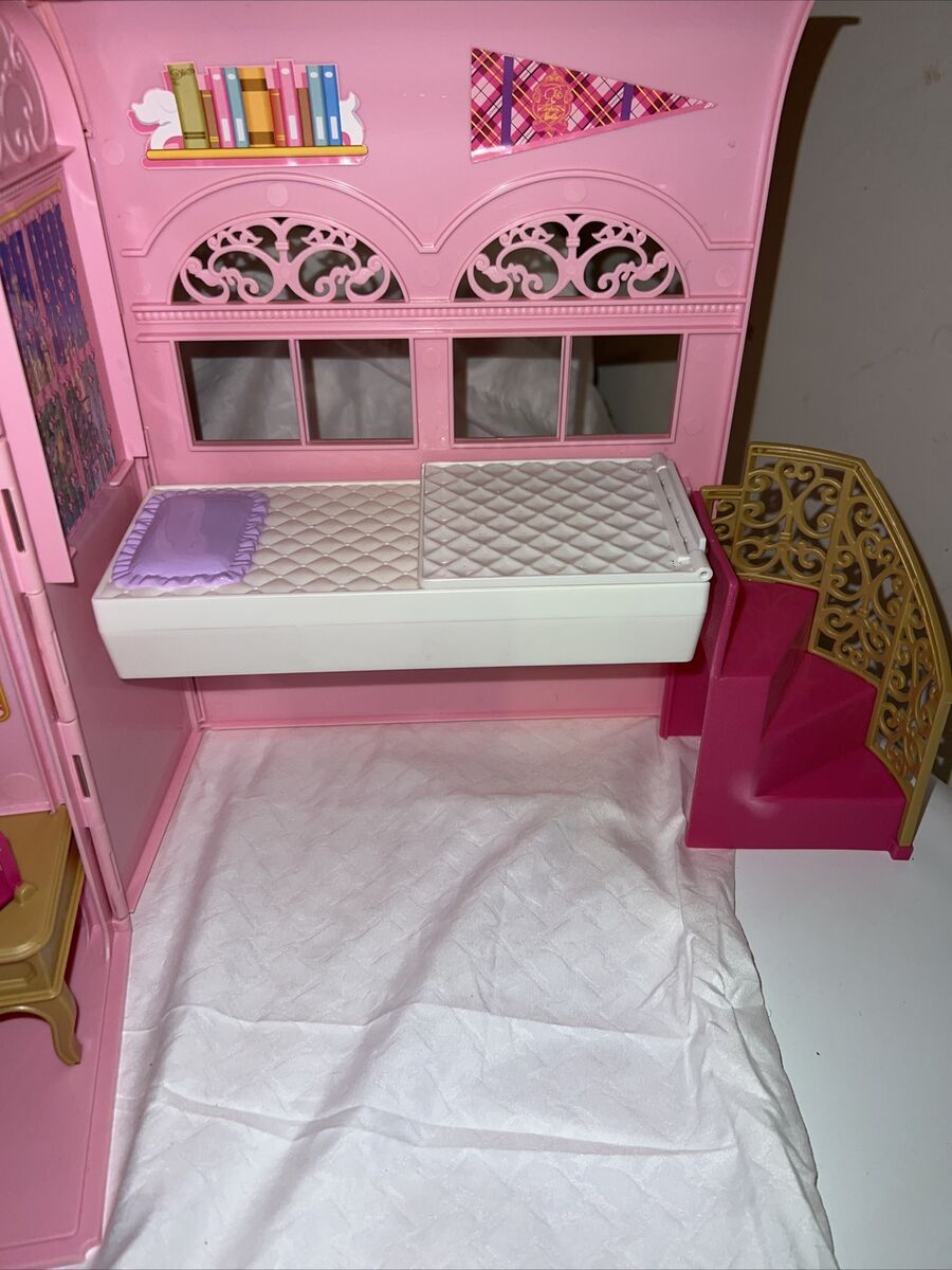 Barbie Escola de Princesas Princess Charm School Princess Playset - Bebe  Importados Miami