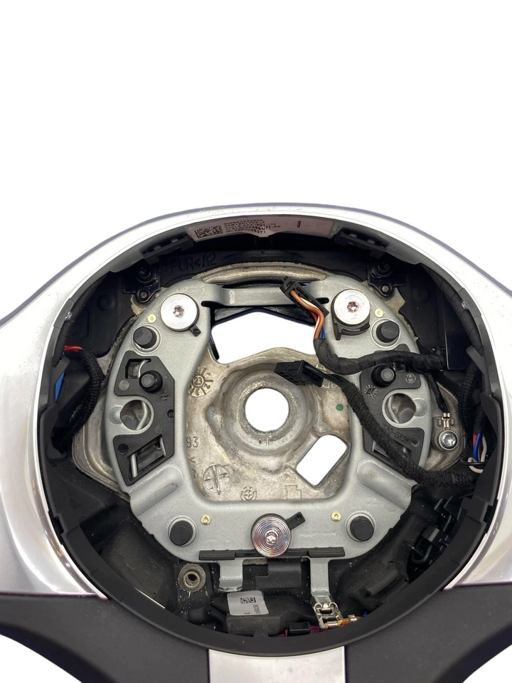 2022-2024 BMW X4 G02 OEM STEERING WHEEL W/ CONTROLS W/ CRUISE INFOTAINMENT *NOTE - Image 2 of 4