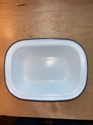 Falcon Enamelware Pie Set - five piece - Pigeon Gray - Very Good Condition - Picture 8 of 11
