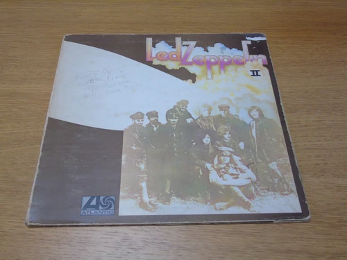 LED ZEPPELIN - Led Zeppelin II - Rare 1969 UK second issue 9-track Vinyl LP.....