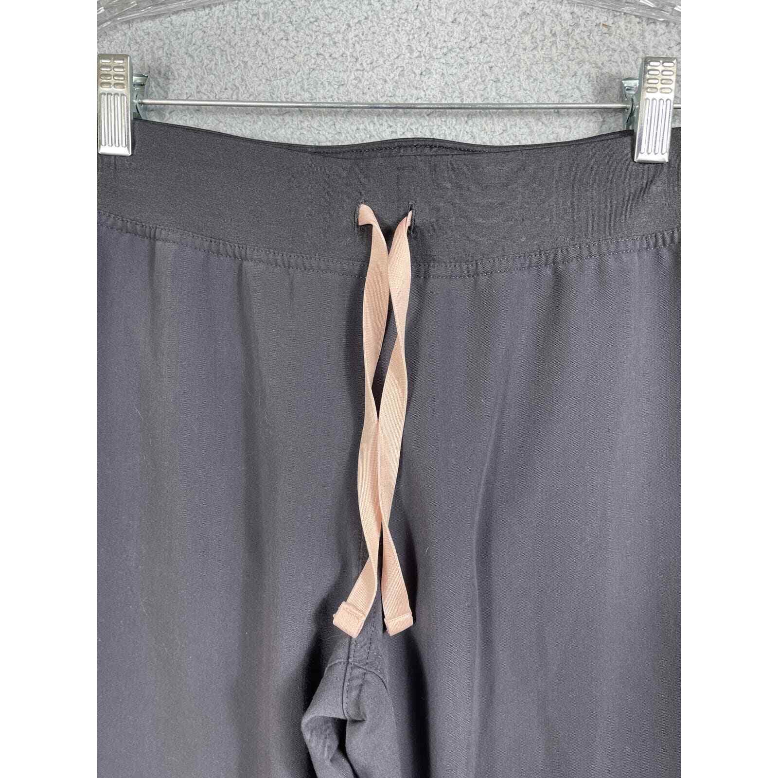 FIGS Technical Collection Women's Basic Scrub Pan… - image 4