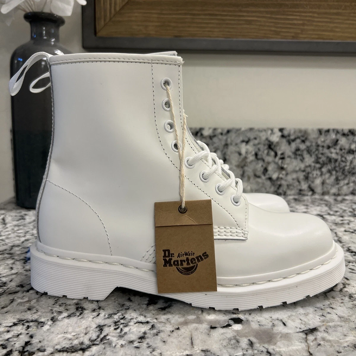 Dr martens top mono white 1460
