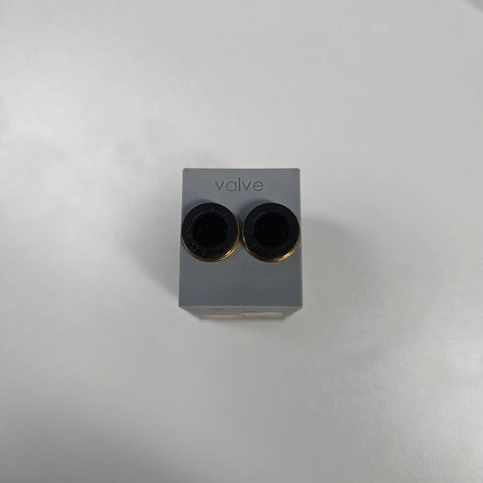 Burkert External pneumatic check valve for VAT 041 042 gate valves - Image 2 of 3