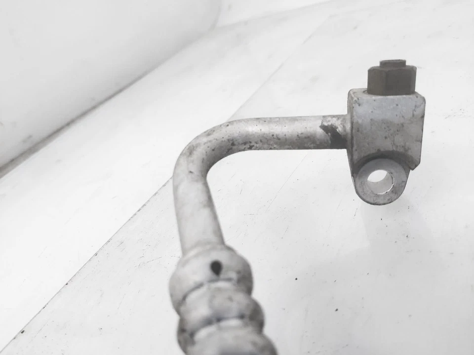 Manguera de descarga de aire acondicionado Nissan Frontier 2000-2001 92490-7B422 Foto 4 de 4