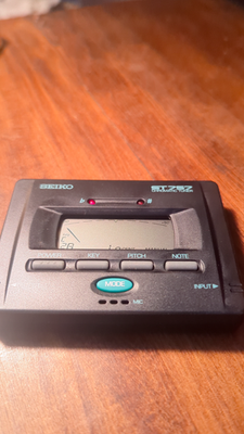 Seiko St757 Chromatic Music Digital LCD Tuner Guitar Bass Electric