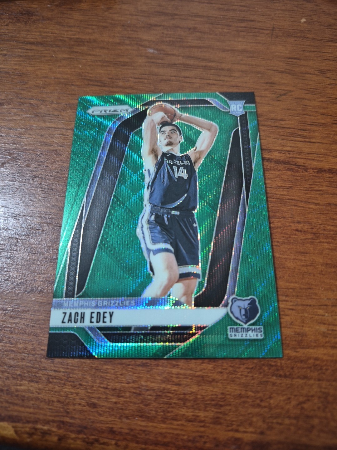 2024-25 Prizm Zach Edey Green Wave Prizm RC #249 C006361