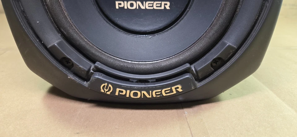 Subwoofer Bazooka Pioneer TS-WX65. Altavoz 19”x8” con 6” de diámetro *FUNCIONA BIEN* Foto 2 de 4