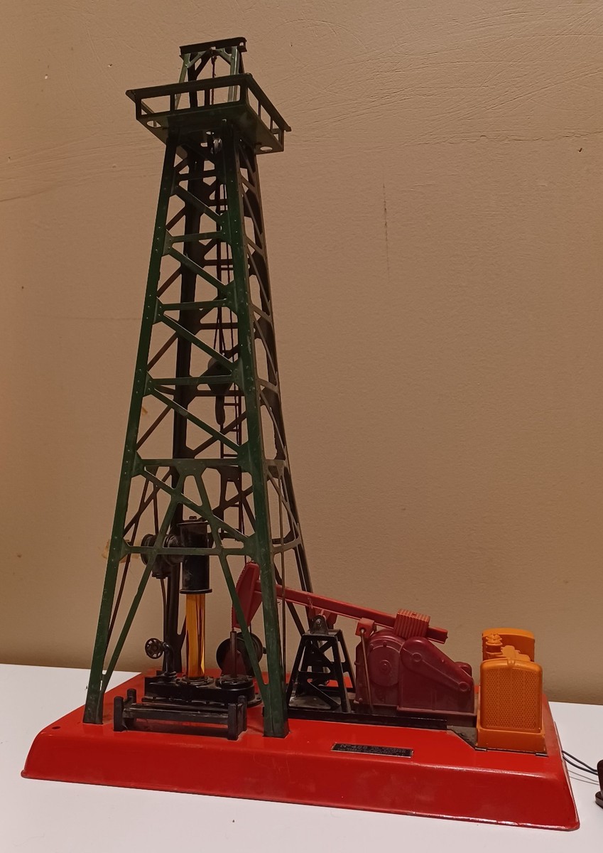 Lionel 455 Oil Derrick and Pumper Untested