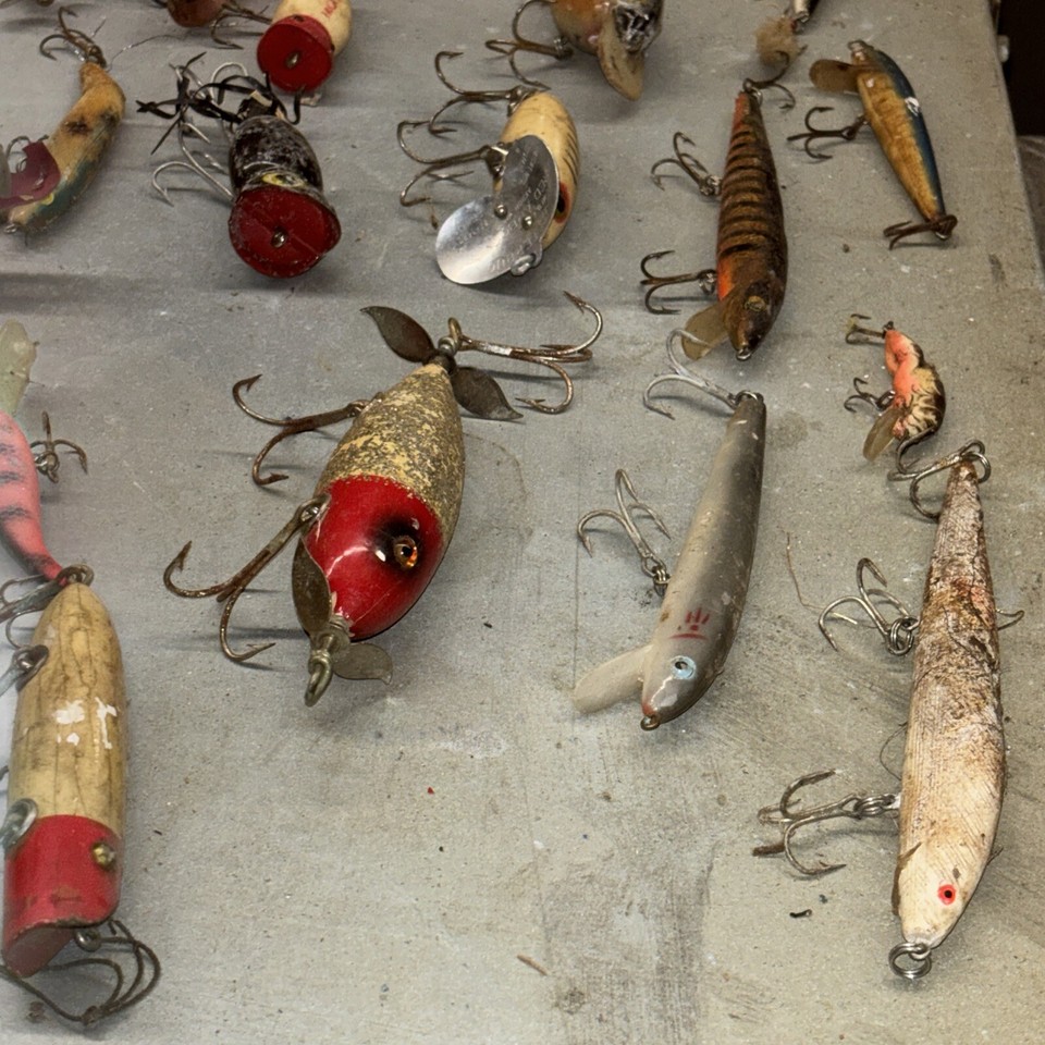32 Vintage Lot Fishing Lures,antique,wooden,glass Eyes,bobbers Salt