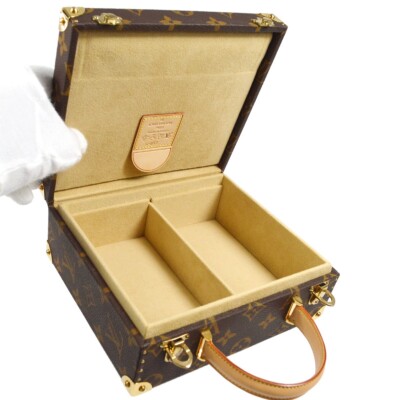 Louis Vuitton Flower Hat Man Takashi Murakami Jewelry Box Louis Vuitton Flower Hat Man Takashi Murakami Jewelry Box